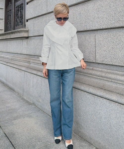 JENNE(ジェンヌ)の「クラシカルショールブラウス(その他トップス・レディース・ホワイト・LARGE/MEDIUM/SMALL)」の2枚目の写真