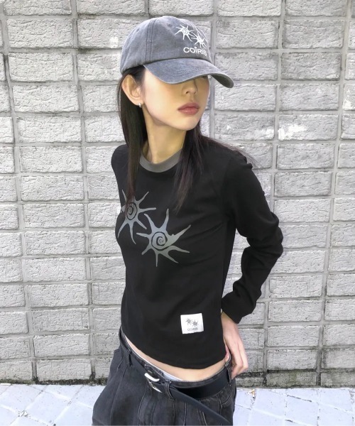 COIRIS_(コイリス)の「◇COIRIS◇<新色追加>ブランド直輸入正規品/ソルナ Rネック ロング スリーブ Tシャツ SOLUNA R-NECK LONG SLEEVE T(Tシャツ/カットソー・レディース・グレー/ブラック/ホワイト・FREE)」の2枚目の写真