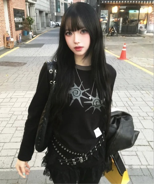 COIRIS_(コイリス)の「◇COIRIS◇<新色追加>ブランド直輸入正規品/ソルナ Rネック ロング スリーブ Tシャツ SOLUNA R-NECK LONG SLEEVE T(Tシャツ/カットソー・レディース・グレー/ブラック/ホワイト・FREE)」の14枚目の写真
