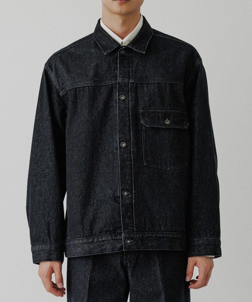 ADAM ET ROPE'（アダムエロペ）の「デニム トラッカー ジャケット / ADAM ET ROPE' JEANS -PERS-（デニムジャケット・メンズ・ネイビー/ブラック系その他・M/L/S）」の3枚目の写真