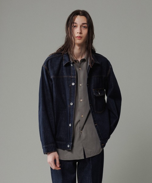 ADAM ET ROPE'（アダムエロペ）の「デニム トラッカー ジャケット / ADAM ET ROPE' JEANS -PERS-（デニムジャケット・メンズ・ネイビー/ブラック系その他・M/L/S）」の13枚目の写真