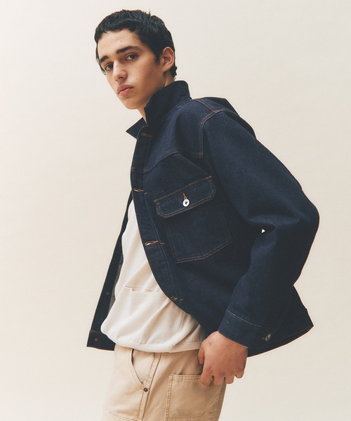 ADAM ET ROPE'（アダムエロペ）の「デニム トラッカー ジャケット / ADAM ET ROPE' JEANS -PERS-（デニムジャケット・メンズ・ネイビー/ブラック系その他・M/L/S）」の17枚目の写真