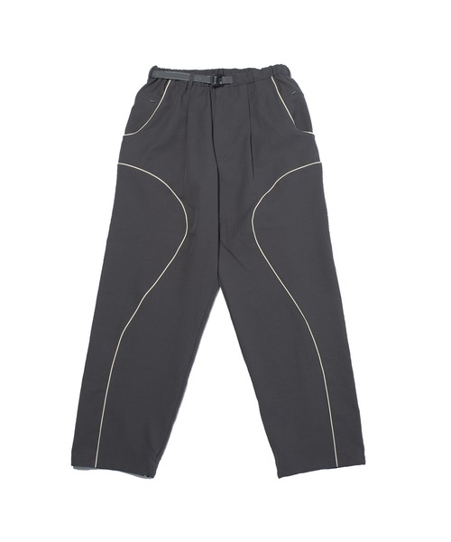 F/CE. (エフシーイー)の「F/CE. AEROFLEX PIPING PANTS / エフシーイー エアロフレックス パイピング パンツ(その他パンツ・メンズ・ブラック/グレー・LARGE/MEDIUM)」の1枚目の写真