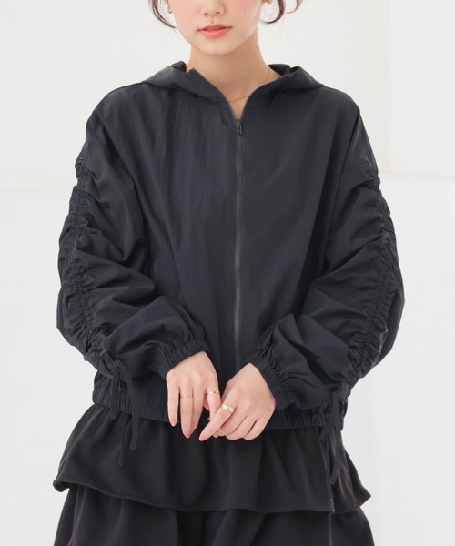 Honeys（ハニーズ）の「【非フッ素撥水加工】撥水加工ドロストブルゾン（ブルゾン・レディース・グレー/ピンク/ブラック/アイボリー・S/M/LL/L）」の2枚目の写真