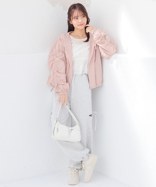 Honeys（ハニーズ）の「【非フッ素撥水加工】撥水加工ドロストブルゾン（ブルゾン・レディース・グレー/ピンク/ブラック/アイボリー・S/M/LL/L）」の12枚目の写真