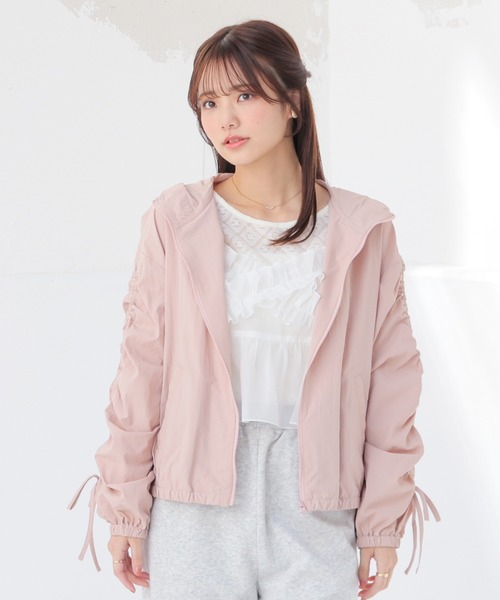 Honeys（ハニーズ）の「【非フッ素撥水加工】撥水加工ドロストブルゾン（ブルゾン・レディース・グレー/ピンク/ブラック/アイボリー・S/M/LL/L）」の15枚目の写真