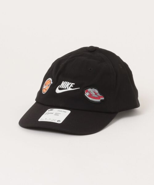 JUGLANS(ユグランス)の「【NIKE】NAN STATEMENT PATCH CLUB CAP(キャップ・キッズ・ホワイト/ブラック・FREE)」の2枚目の写真