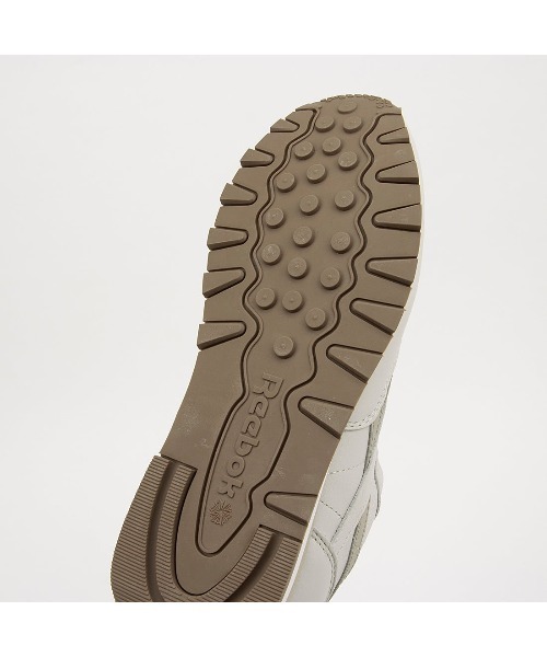 Reebok(リーボック)の「クラシックレザー / CLASSIC LEATHER(スニーカー・メンズ・アイボリー/グレー・24.5cm/23.5cm/23.0cm/22.5cm/29.0cm/28.5cm/28.0cm/27.5cm/27.0cm/26.5cm/26.0cm/25.5cm/25.0cm/24.0cm/31cm/30.0cm)」の3枚目の写真