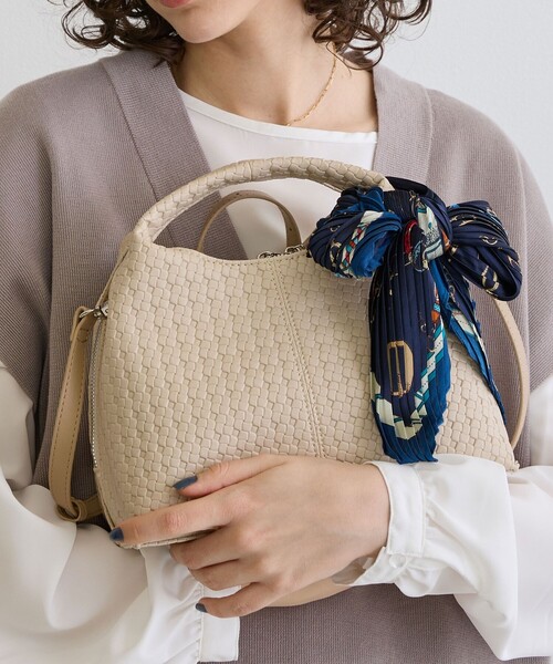 NICOLE white(ニコルホワイト)の「メッシュ型押し2WAYバッグ(ショルダーバッグ・レディース・ブラック/オレンジ/ライトグレー・FREE)」の2枚目の写真