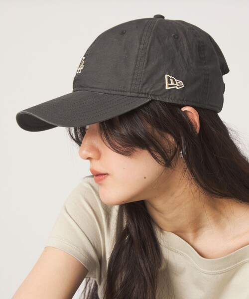 NEW ERA（ニューエラ）の「【別注】＜NEW ERA＞920 TW/MLB キャップ（キャップ・レディース・ベージュ/ダークグレー/オフホワイト/ブラック/ライトグレー・FREE）」の22枚目の写真