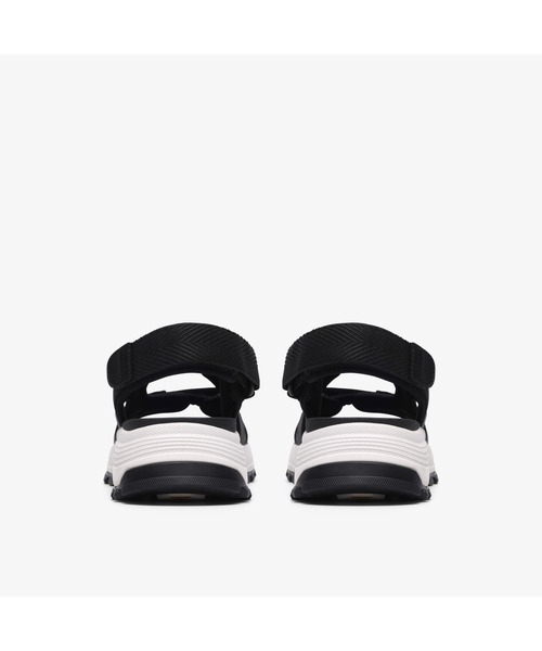Clarks(クラークス)の「ATLTrek Surf / ATL トレック サーフ (ブラックレザー)(サンダル・レディース・ブラック・UK6/UK5.5/UK5/UK4.5/UK4/UK3.5/UK3)」の10枚目の写真