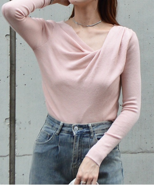 &soiree(アンドソワレ)の「カシュクールデザイントップス(Tシャツ/カットソー・レディース・ピンク/ブルー・FREE)」の2枚目の写真