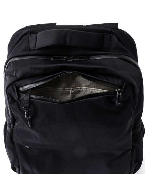 NESK（ネスク）の「【NESK】《A4サイズ可/18.2L》ナイロン ユニバーサルバックパックM（NS-020）（バックパック/リュック・メンズ・グレー/ブラック・FREE）」の16枚目の写真