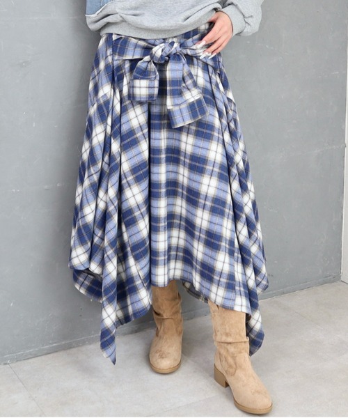 CECIL McBEE(セシルマクビー)の「シャツ巻き風チェック柄スカート(スカート・レディース・ブラック/グレー/ブルー・MEDIUM/LARGE)」の14枚目の写真
