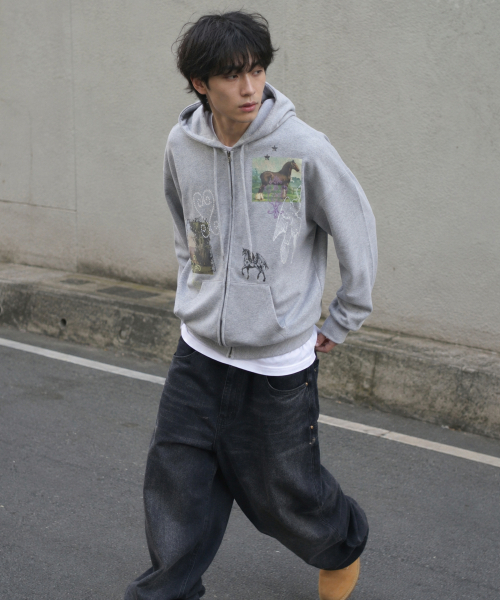 GRAVER（グレーバー）の「[ユニセックス]HOREY フードパーカー_ブラック（パーカー・レディース・ブラック・MEDIUM/LARGE）」の5枚目の写真