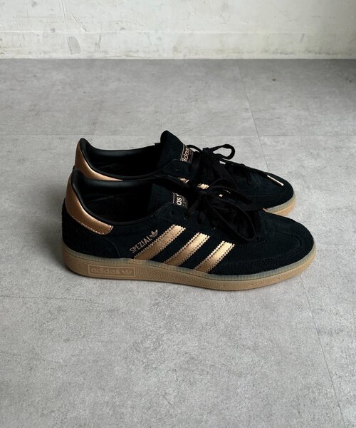 DouDou（ドゥドゥ）の「adidas HANDBALL SPEZIAL W（その他シューズ・レディース・ブラック・23.5cm/24cm/24.5cm）」の5枚目の写真