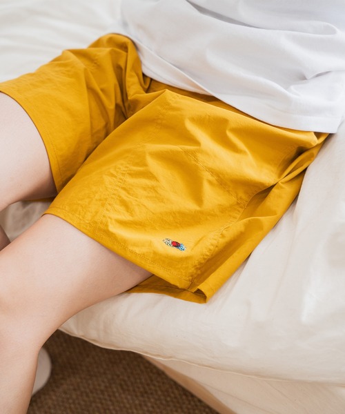 FRUIT OF THE LOOM(フルーツオブザルーム)の「BAGGY SHORTS / フルーツオブザルーム マットナイロン バギーショーツ(その他パンツ・メンズ・マスタード/ネイビー/チャコールグレー/グリーン/ブラック・S/M/L/XL)」の21枚目の写真