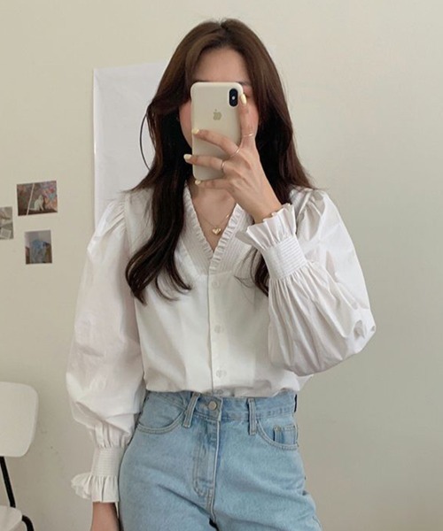 SallyLunn(サリーラン)の「Vネックフリルパフブラウス(シャツ/ブラウス・レディース・ブルー/ホワイト・LARGE/MEDIUM)」の16枚目の写真