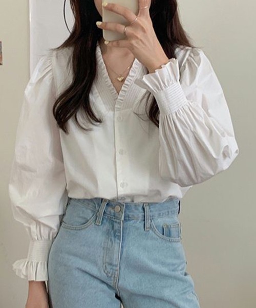 SallyLunn(サリーラン)の「Vネックフリルパフブラウス(シャツ/ブラウス・レディース・ブルー/ホワイト・LARGE/MEDIUM)」の17枚目の写真