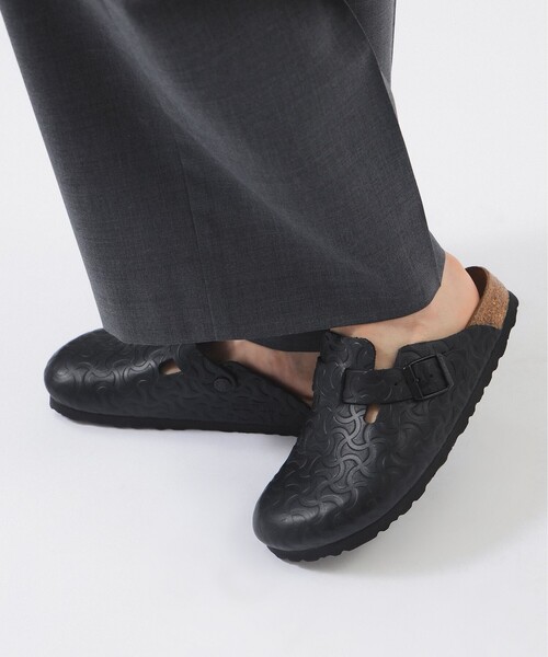 BIRKENSTOCK(ビルケンシュトック)の「【別注】BIRKENSTOCK / BOSTON “BONE PATTERN” Smooth BLACK(サンダル・レディース・ブラック・36/38/35/37)」の2枚目の写真