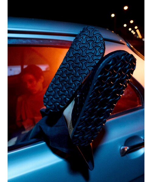 BIRKENSTOCK(ビルケンシュトック)の「【別注】BIRKENSTOCK / BOSTON “BONE PATTERN” Smooth BLACK(サンダル・レディース・ブラック・36/38/35/37)」の9枚目の写真