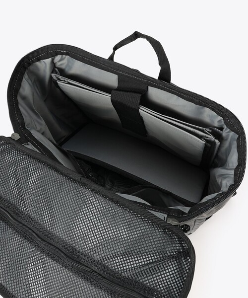 Columbia（コロンビア）の「撥水 通学 リュック／Columbia LBフローレスアドバンス 32L バックパック PC収納（13インチ対応）／コロンビア（バックパック/リュック・レディース・グレー/ブラック・ONE SIZE）」の6枚目の写真