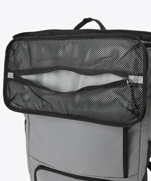 Columbia（コロンビア）の「撥水 通学 リュック／Columbia LBフローレスアドバンス 32L バックパック PC収納（13インチ対応）／コロンビア（バックパック/リュック・レディース・グレー/ブラック・ONE SIZE）」の17枚目の写真