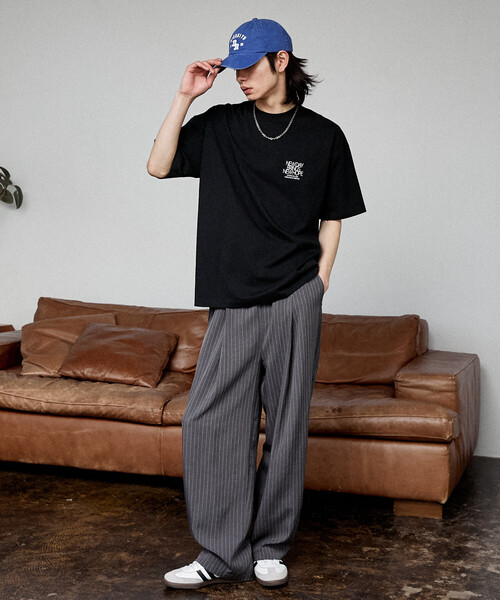 PUBLUX(パブリュクス)の「PUBLUX/パブリュクス <機能性素材>LOVE POP STUDIO NEW DAY タイポグラフィー Tシャツ 限定展開(Tシャツ/カットソー・メンズ・ブラック/ホワイト/ネイビー・L/M/S)」の6枚目の写真