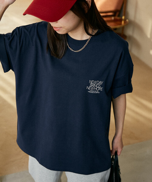 PUBLUX(パブリュクス)の「PUBLUX/パブリュクス <機能性素材>LOVE POP STUDIO NEW DAY タイポグラフィー Tシャツ 限定展開(Tシャツ/カットソー・メンズ・ブラック/ホワイト/ネイビー・L/M/S)」の17枚目の写真