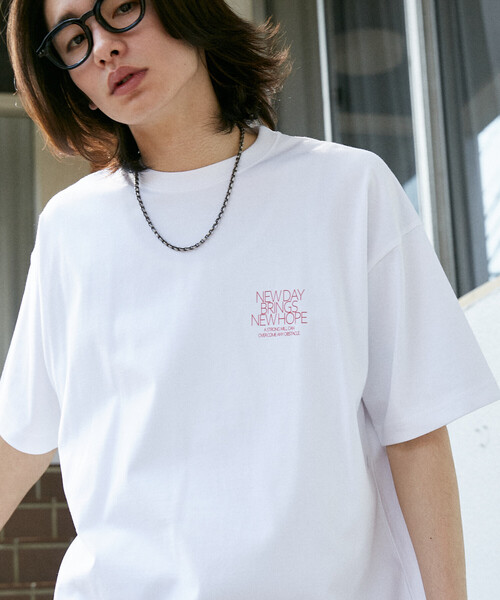 PUBLUX(パブリュクス)の「PUBLUX/パブリュクス <機能性素材>LOVE POP STUDIO NEW DAY タイポグラフィー Tシャツ 限定展開(Tシャツ/カットソー・メンズ・ブラック/ホワイト/ネイビー・L/M/S)」の17枚目の写真