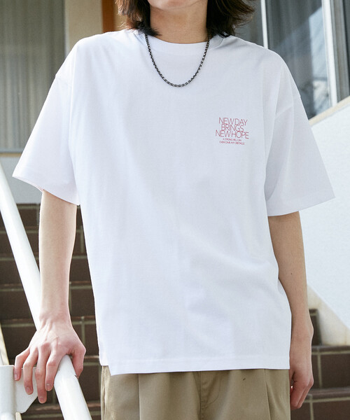 PUBLUX(パブリュクス)の「PUBLUX/パブリュクス <機能性素材>LOVE POP STUDIO NEW DAY タイポグラフィー Tシャツ 限定展開(Tシャツ/カットソー・メンズ・ブラック/ホワイト/ネイビー・L/M/S)」の19枚目の写真