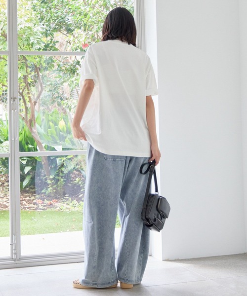 PBLIM(ページボーイリム)の「《UNISEX》スケボーキッズT フロントプリント / カレッジ(Tシャツ/カットソー・レディース・オフホワイト/ネイビー・MEDIUM/LARGE)」の7枚目の写真