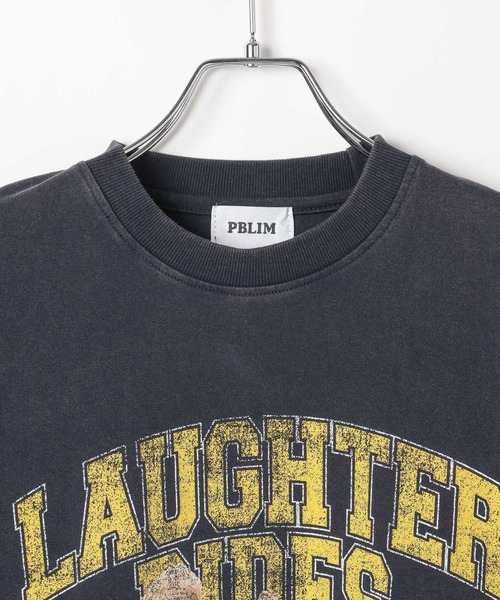PBLIM(ページボーイリム)の「《UNISEX》スケボーキッズT フロントプリント / カレッジ(Tシャツ/カットソー・レディース・オフホワイト/ネイビー・MEDIUM/LARGE)」の15枚目の写真