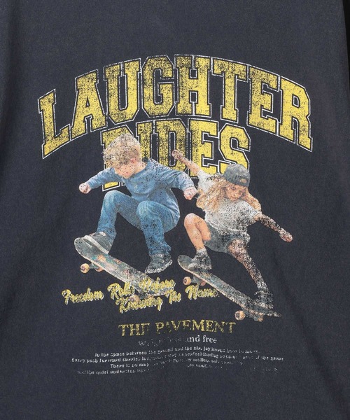 PBLIM(ページボーイリム)の「《UNISEX》スケボーキッズT フロントプリント / カレッジ(Tシャツ/カットソー・レディース・オフホワイト/ネイビー・MEDIUM/LARGE)」の18枚目の写真