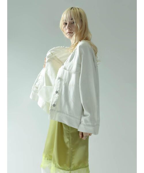 :ETHROF(イーサオブ)の「GRAPHIC DENIM JACKET(デニムジャケット・レディース・オフホワイト/チャコール・FREE)」の19枚目の写真