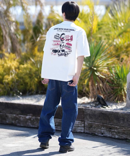 CHUMS(チャムス)の「【ムラサキスポーツ別注】CHUMS/チャムス CHUMS STICKER BOMB T Tシャツ CH01-2824(Tシャツ/カットソー・メンズ・ネイビー/ホワイト/ブラック/グレイッシュベージュ・M/L/XL/S)」の8枚目の写真