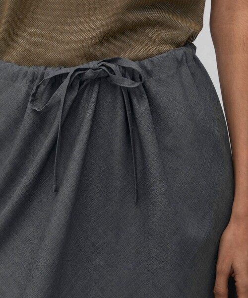 BACCA（バッカ）の「ウールトロピカル ギャザースカート（スカート・レディース・グレー・34/36）」の6枚目の写真