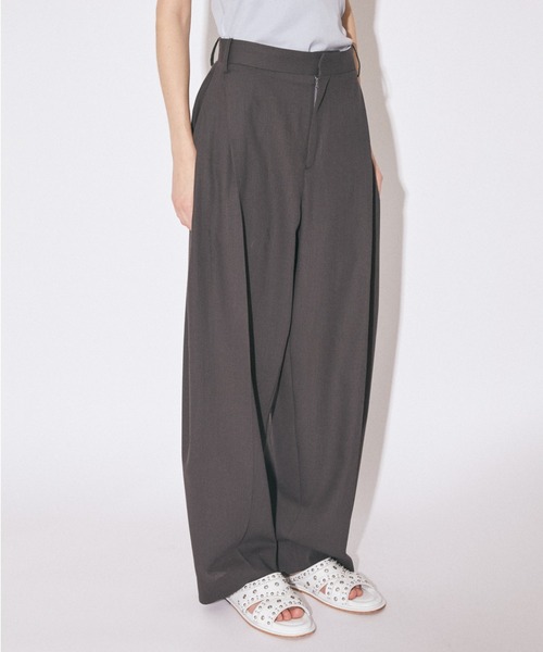 beautiful people（ビューティフルピープル）の「2/80 sheer pique side tuck wide pants（スラックス・レディース・チャコール/ネイビー・36/40/38）」の2枚目の写真