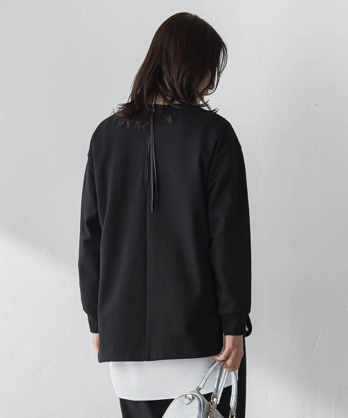 LAUTREAMONT(ロートレアモン)の「【WEB限定】美フォルムデイリープルオーバー≪洗濯機で洗える/11号あり≫(Tシャツ/カットソー・レディース・グリーン/キャメル/ブラック/イエロー/ライトグレー/オフホワイト・9号/11号)」の14枚目の写真