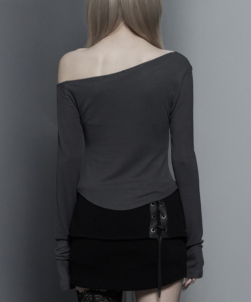 ETRE AU SOMMET(エトレオソメ)の「Lettering Printing One-Shoulder Long Sleeve Top (Dark Gray)(Tシャツ/カットソー・レディース・ダークグレー・FREE)」の3枚目の写真