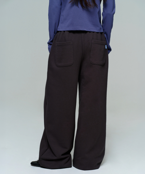ERA（エラ）の「UNISEX ERA WIDE JOGGER SWEATPANTS - FADED BLACK（スウェットパンツ・レディース・ブラック・SMALL/MEDIUM/LARGE）」の9枚目の写真