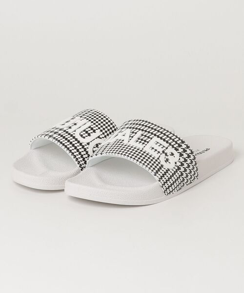 1piu1uguale3 RELAX（ウノピュウノウグァーレトレリラックス）の「【1PIU1UGUALE3 RELAX】シャワーサンダル（サンダル・メンズ・ブラック系2/ホワイト/ブラック系1/ブラック系3・SMALL/MEDIUM/LARGE/X-LARGE）」の2枚目の写真