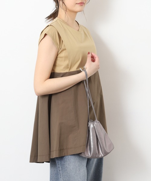 EGLANTINE(エグランティーヌ)の「EGLANTINE 配色フレアカットソー 半端袖(Tシャツ/カットソー・レディース・オフホワイト/ブラック/ベージュ・40)」の14枚目の写真