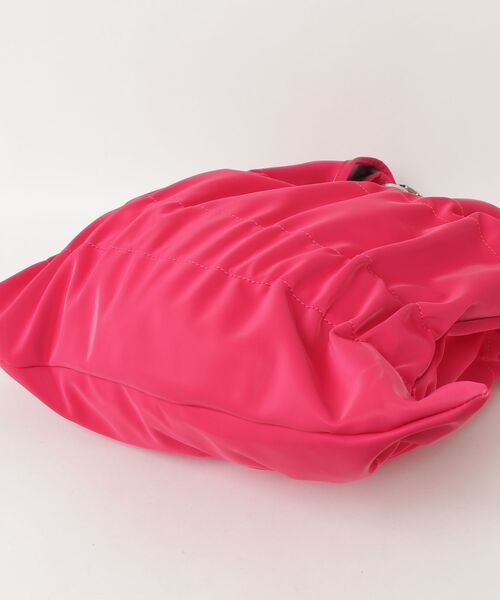 COMMON WARE(コモンウェアー)の「EM:cheek チーク ワンショルダー tiered code one shoulde(ショルダーバッグ・レディース・ピンク/カーキ/ブラック/グレー・FREE)」の22枚目の写真