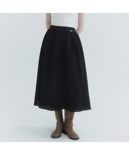MICANE(ミケーネ)の「エミットストライププリーツスカート(スカート・レディース・アイボリー/ブラック・SMALL/MEDIUM/LARGE/X-LARGE/XX-LARGE/X-SMALL)」の1枚目の写真