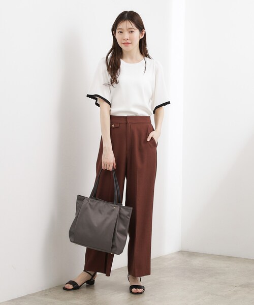 grove（グローブ）の「【撥水・A4】人間工学タック多収納トート（トートバッグ・レディース・ブラック/ライトグレー/ダークグレー・00）」の5枚目の写真