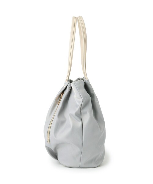 grove（グローブ）の「【撥水・A4】人間工学タック多収納トート（トートバッグ・レディース・ブラック/ライトグレー/ダークグレー・00）」の14枚目の写真