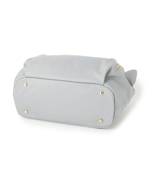 grove（グローブ）の「【撥水・A4】人間工学タック多収納トート（トートバッグ・レディース・ブラック/ライトグレー/ダークグレー・00）」の16枚目の写真