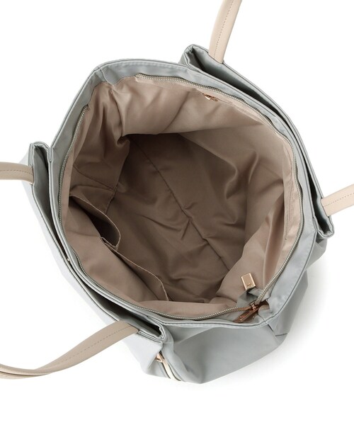 grove（グローブ）の「【撥水・A4】人間工学タック多収納トート（トートバッグ・レディース・ブラック/ライトグレー/ダークグレー・00）」の17枚目の写真