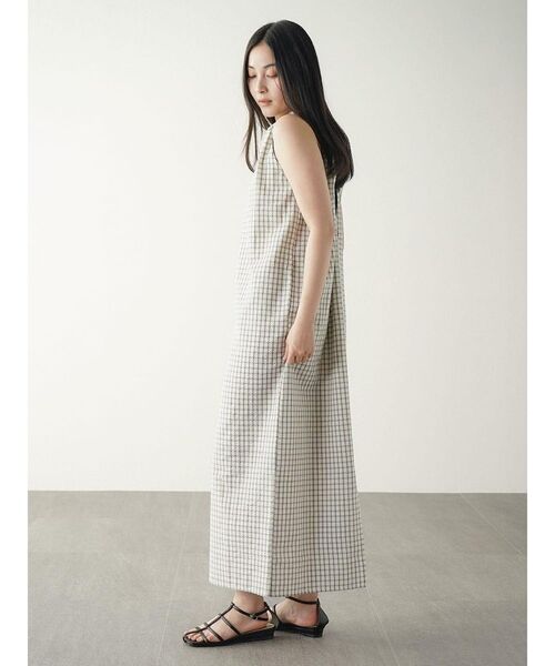 FIKA.(フィーカ)の「Seersucker check onepiece(ワンピース・レディース・ブラック/オフホワイト・MEDIUM)」の9枚目の写真